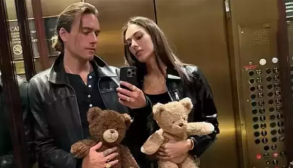 Dilan Çiçek Deniz'den yeni kareler